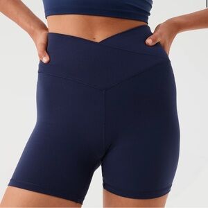 OFFLINE Aerie 5” Bike Short